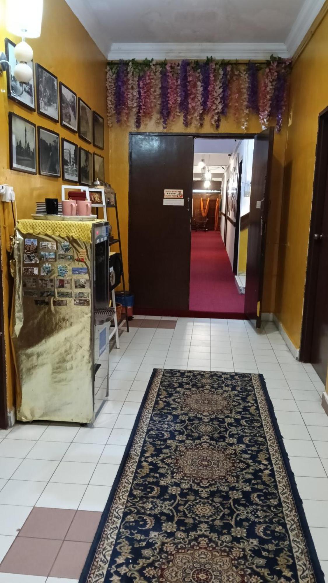 Forest Paradise Inn Teluk Bahang Private Malay Traditional House Concept Hotel By Wan Eksteriør bilde